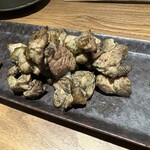 鶏と炭火 トリマラン赤坂 - 黒岩土鶏　もも焼き