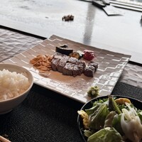 ニュー松坂 梅田32番街店 - 