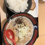 ラーメン工房 あ - 