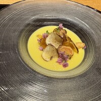 恵比寿 しげ田 - とうもろこし摺流し、菊芋チップス