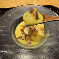 恵比寿 しげ田 - とうもろこし摺流し、菊芋チップス、スプーン上げ