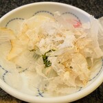 とんかつ マンジェ - 漬け物