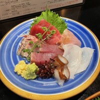 逸品料理屋 流石 - 刺身盛合わせ