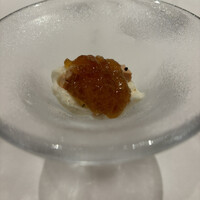 パトゥ - 「根セロリムースとコンソメジュレ　フォアグラ」序章感満載の冷たく旨みたっぷりのジュレでした