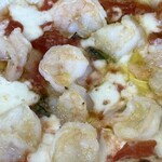 白めがねさんのpizza - 海老のマルゲリータアップ✨