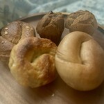 MARUICHI BAGEL - スペルト、ブラウンライス、セブングレイズハニーフィグ、コーンブレッド2種