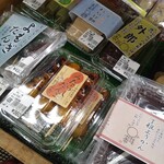 フレッシュ・クラブ - みたらし団子　よもぎ餅　和のテイストのお菓子いいですね