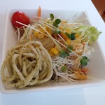 赤ずきん - 熱々パスタグラタンに付く、サラダ・パスタ☆