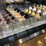 ラヴニュー - ショーケース