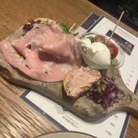 オービカ モッツァレラバー 横浜店 - 