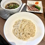 麺創房LEO - 