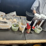 日の出製麺所 - 卓上調味料