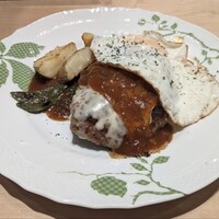 鉄板焼 りんご - ハンバーグ
