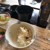 韻松亭 - 豆ご飯　この前に本当は天ぷらがあります