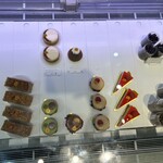 ピエール・エルメ・パリ - 残りもわずかになってきた！