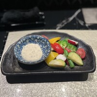 HIKARI - 
