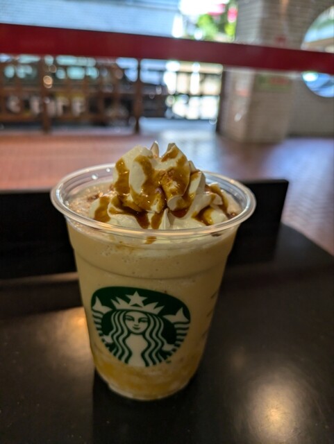 Starbucks Coffee Nihondai Gaku Itabashi Byoin Ten photo 2