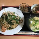 美酒屋すいれん - 上海焼きそばセット 1,000円（税込）