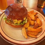 クリッターズバーガー - 以前食べた、ベーコンチーズバーガー　1625円
      