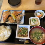 なか里 - 鮭切り落とし定食　600円