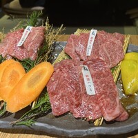 炭火焼肉 牛仁 一番町本店 - 