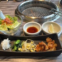 焼肉 べこ亭 たまプラーザ本店 - 