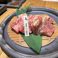 炭火焼肉 牛仁 一番町本店 - 