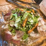 肴屋 大ちゃん - 旬の地魚のカルパッチョ サラダ仕立て自家製菜園バジルドレッシング