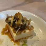 広東家庭料理おかむら - 皮蛋豆腐もバランスが良いです