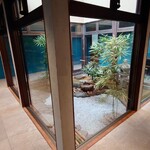 馳走西健一 - 坪庭