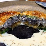 馳走西健一 - 朝獲りのしらすと鰯のパイ包み焼き