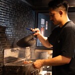 立ち呑み いっさ - 美味しい焼き鳥を召し上がってください