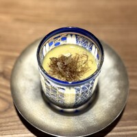日本料理FUJI - ■玉蜀黍の摺流し
                    糖度いくつですか、これ？(^^)
                    加糖したのでは？と思うほどに、目の覚める甘さ。
                    揚げたヒゲまで甘く、いきなりのインパクト！