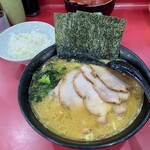 ラーメン 杉田家 - 小ライスと