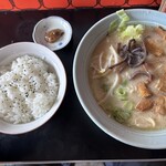 末よしラーメン - 