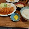 食堂 ゝ月