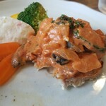 キッチン ブルー グローブ - ２口目をカット