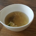 キッチン ブルー グローブ - 最後のスープ