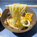 うずとかみなり - 麺も昨年のものより太くなっています