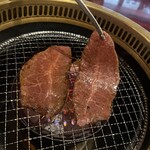 焼肉ギュウミー - 