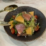 割烹角打 SAKE and - 合鴨とメロンのサラダ