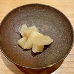 鮨 さかい - ガリ