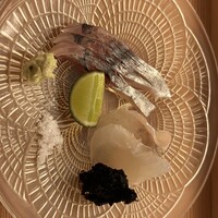 日本料理 晴山 - 氷見のアジとマコガレイ