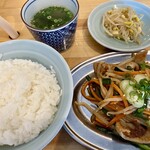 焼肉ホルモン 肉成 - MIXホルモン炒め定食＝935円