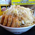 豚山  - 小ぶた（野菜マシマシ、背アブラ）1,100円