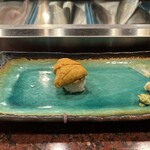 すし仙 自由が丘店 - 雲丹のにぎり、塩で