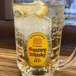 立呑み処 入部酒店 - 角瓶ハイボール