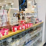 DEAN & DELUCA - 