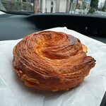 ル・プレジール・デュ・パン - クイニーアマン　360円