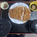 食処 そうしゃん - 大山山麓ロスかつ定食(１４５０円）